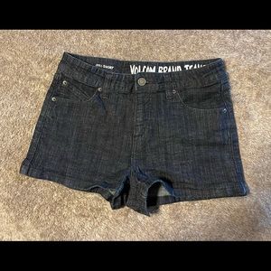 Women’s Volcom High Rise Jean Shorts SZ 28